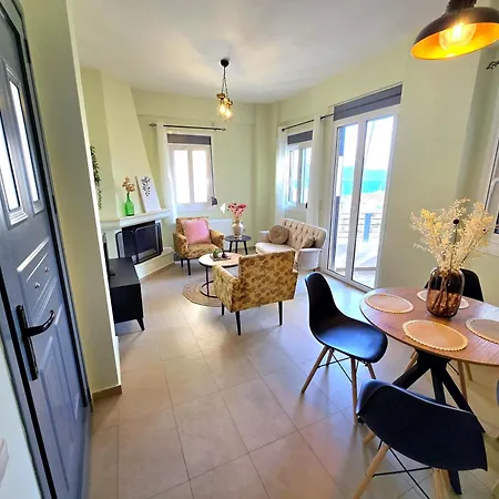Cosy Lamprini ניקיאנה